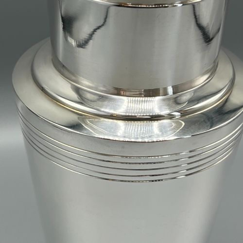 LARGE ART DECO SILVER PLATED COCKTAIL SHAKER BY MAPPIN WEBB - ADDITIONAL PHOTO 5