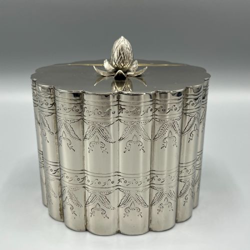 VICTORIAN SILVER PLATED TEA CADDY WITH SCALLOPED BODY - ADDITIONAL PHOTO 1