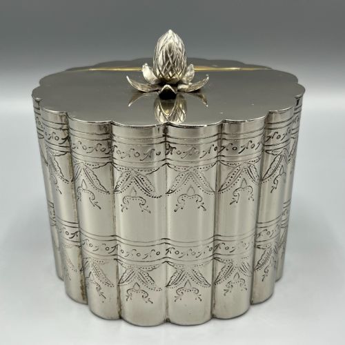 VICTORIAN SILVER PLATED TEA CADDY WITH SCALLOPED BODY - ADDITIONAL PHOTO 2