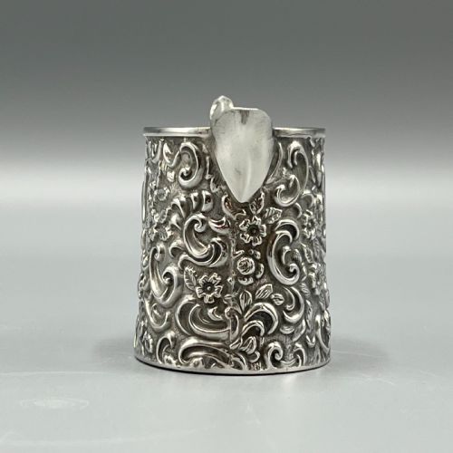 EDWARDIAN SOLID SILVER FOLIATE EMBOSSED CREAM JUG HALLMARKED BIRMINGHAM 1901 - ADDITIONAL PHOTO 6