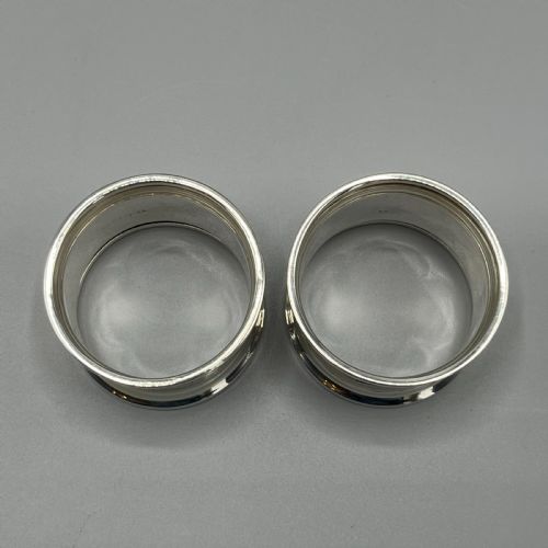 PAIR OF CASED SOLID SILVER NAPKIN RINGS HALLMARKED BIRMINGHAM 1931 - ADDITIONAL PHOTO 12