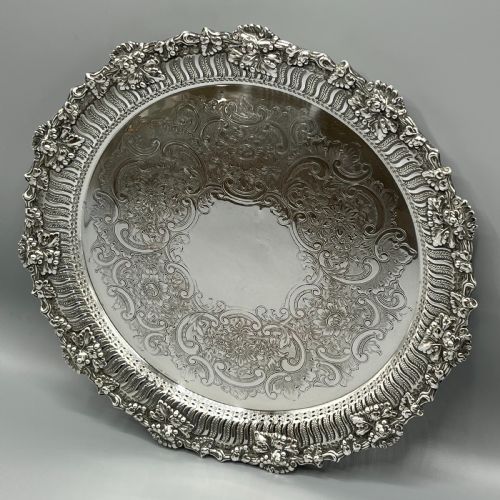 GEORGE V SILVER PLATED PIERCED GRAPE VINE SALVER - ADDITIONAL PHOTO 1