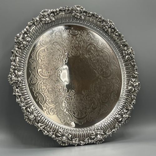 GEORGE V SILVER PLATED PIERCED GRAPE VINE SALVER - ADDITIONAL PHOTO 4