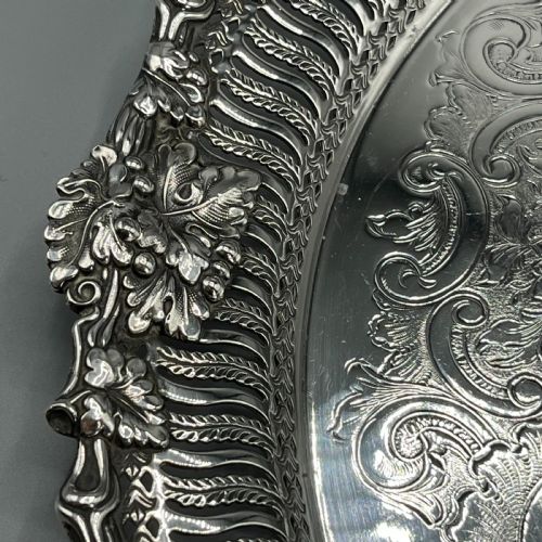 GEORGE V SILVER PLATED PIERCED GRAPE VINE SALVER - ADDITIONAL PHOTO 6