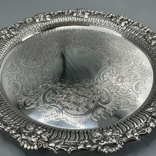GEORGE V SILVER PLATED PIERCED GRAPE VINE SALVER - ADDITIONAL PHOTO 8