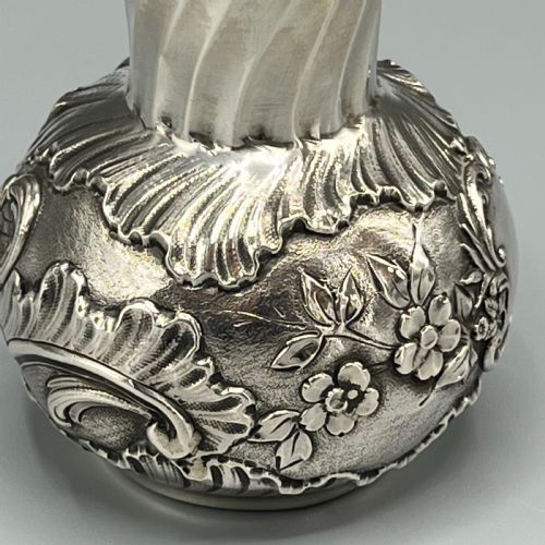 ART NOUVEAU SILVER PLATED FOLIATE EMBOSSED BUD VASE - ADDITIONAL PHOTO 4