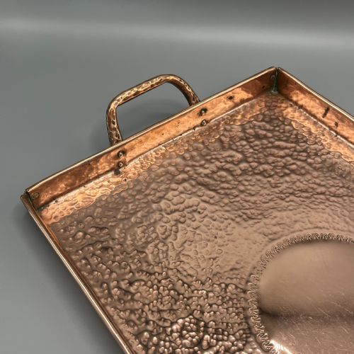 ARTS CRAFTS SOLID COPPER PLANISHED TEA TRAY WITH TWIN HANDLES - ADDITIONAL PHOTO 2