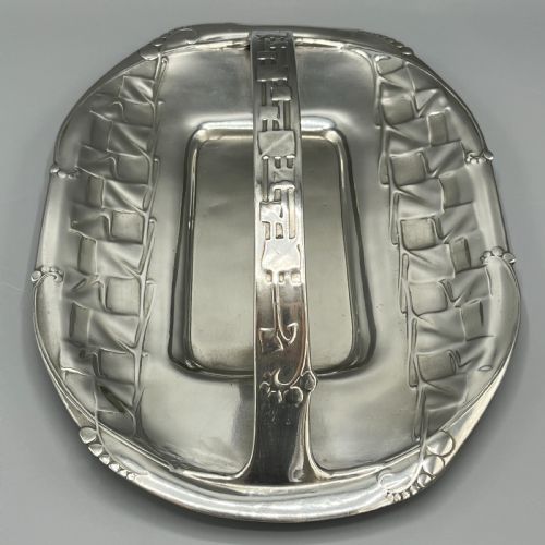 LIBERTY CO TUDRIC ART NOUVEAU PEWTER CAKE BASKET CENTREPIECE 0357 - ADDITIONAL PHOTO 2