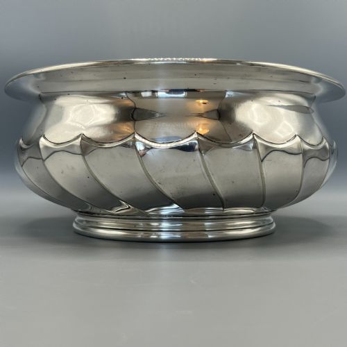 LARGE SILVER PLATED JARDINIERE CENTREPIECE BOWL BY MAPPIN WEBB - ADDITIONAL PHOTO 3