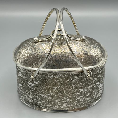 VICTORIAN ENGLISH SILVER PLATED BISCUIT BOX 1879 BY DEYKIN SONS - ADDITIONAL PHOTO 1