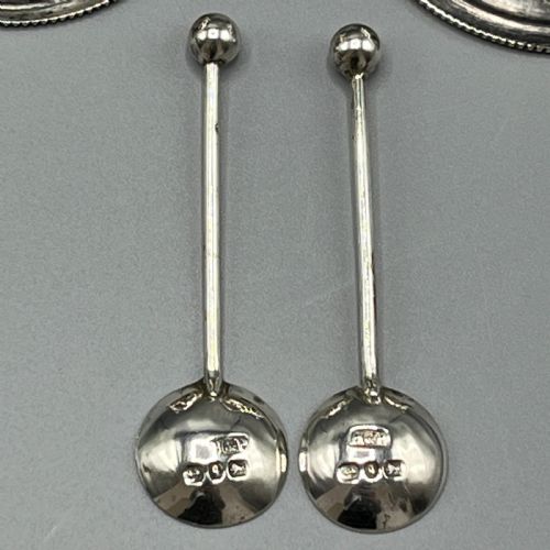 PAIR VICTORIAN SOLID STERLING SILVER SALTS SALT SPOONS IN FITTED CASE - ADDITIONAL PHOTO 12