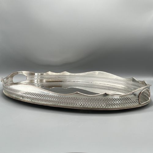 EXTRA LARGE SILVER PLATED GALLERY BUTLER SERVING TRAY - ADDITIONAL PHOTO 1