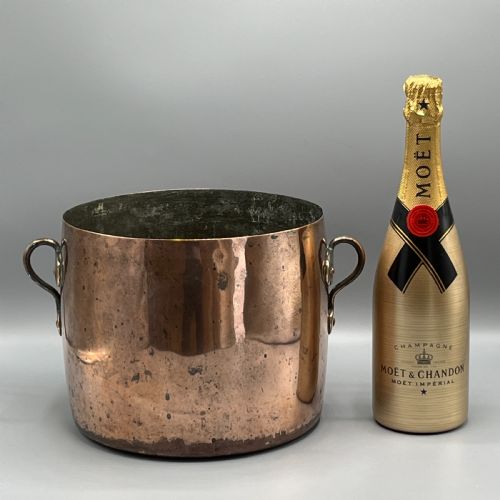 VICTORIAN COPPER POT LARGE PLANTER OR CHAMPAGNE BUCKET BATH - ADDITIONAL PHOTO 1