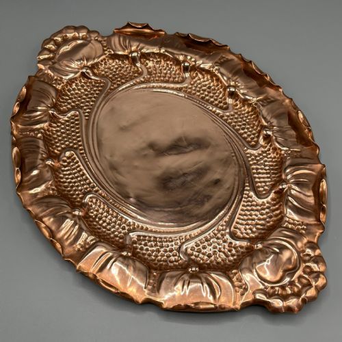 ART NOUVEAU COPPER FLORAL RELIEF DECORATIVE TRAY - ADDITIONAL PHOTO 9