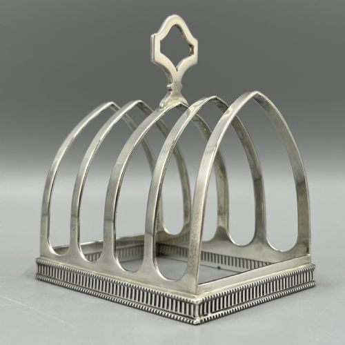 ART DECO SOLID STERLING SILVER TOAST RACK WITH PIERCED DETAIL - ADDITIONAL PHOTO 4