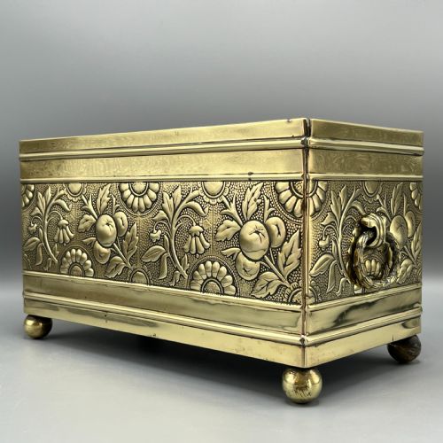 EDWARDIAN BRASS TROUGH PLANTER JARDINIERE - ADDITIONAL PHOTO 3
