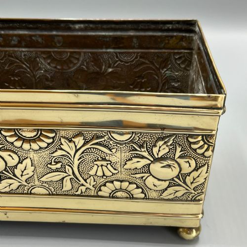 EDWARDIAN BRASS TROUGH PLANTER JARDINIERE - ADDITIONAL PHOTO 10