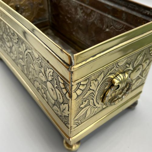 EDWARDIAN BRASS TROUGH PLANTER JARDINIERE - ADDITIONAL PHOTO 11