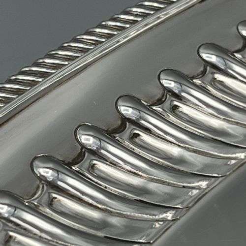 LARGE SILVER PLATED BUTLER SERVING TRAY BY ELKINGTON CO - ADDITIONAL PHOTO 14