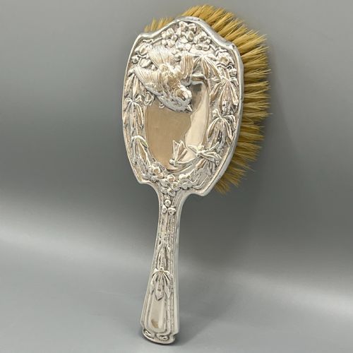 ART NOUVEAU STERLING SILVER HAIR BRUSH WITH EMBOSSED BIRD - ADDITIONAL PHOTO 5