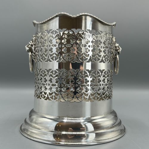SILVER PLATED PIERCED WINE BOTTLE HOLDER - ADDITIONAL PHOTO 1