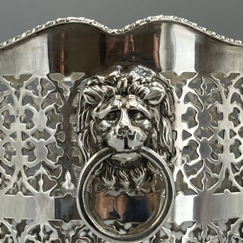 SILVER PLATED PIERCED WINE BOTTLE HOLDER - ADDITIONAL PHOTO 7
