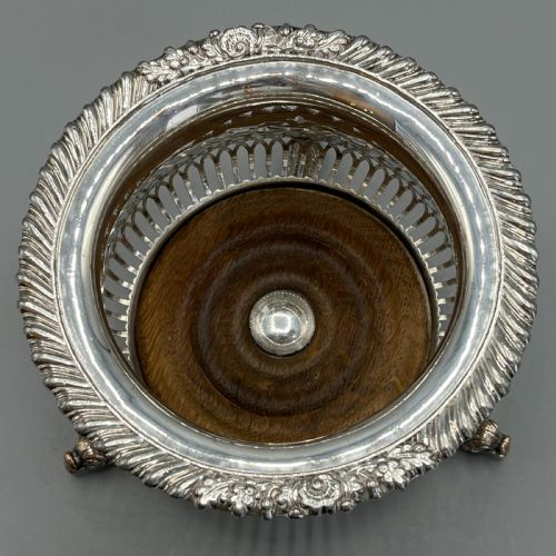 ANTIQUE VICTORIAN SILVER PLATED WINE BOTTLE HOLDER - ADDITIONAL PHOTO 6