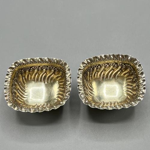 PAIR VICTORIAN STERLING SILVER SALTS HALLMARKED 1897 - ADDITIONAL PHOTO 7