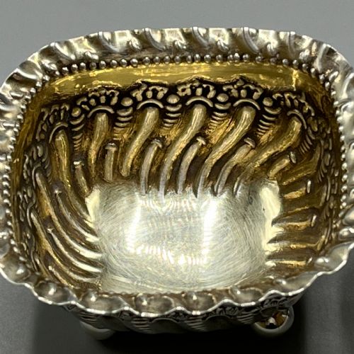 PAIR VICTORIAN STERLING SILVER SALTS HALLMARKED 1897 - ADDITIONAL PHOTO 8