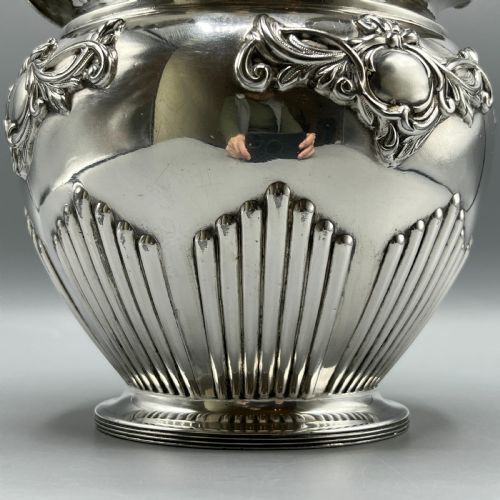 WALKER HALL SILVER PLATED JARDINIERE PLANTER - ADDITIONAL PHOTO 6