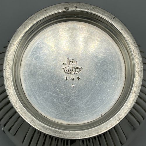 WALKER HALL SILVER PLATED JARDINIERE PLANTER - ADDITIONAL PHOTO 10