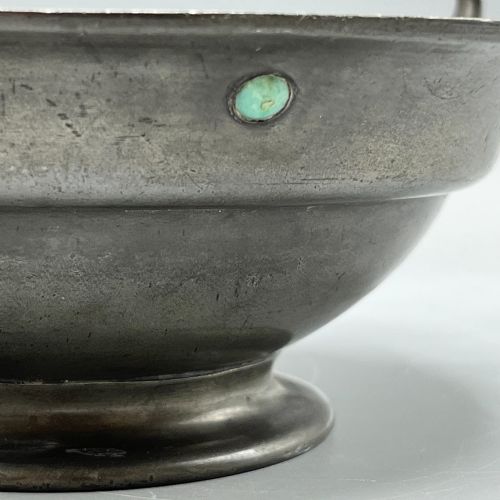 LIBERTY CO PEWTER PORRINGER BOWL OR SUGAR BASIN WITH CABOCHONS TUDRIC 03 - ADDITIONAL PHOTO 8