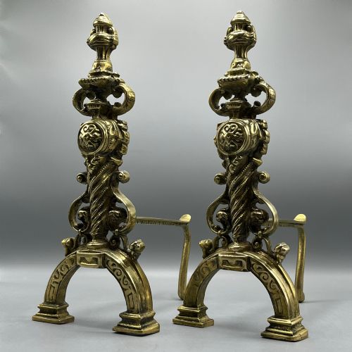 LARGE VICTORIAN SOLID BRASS FIRE DOGS ANDIRONS - ADDITIONAL PHOTO 1