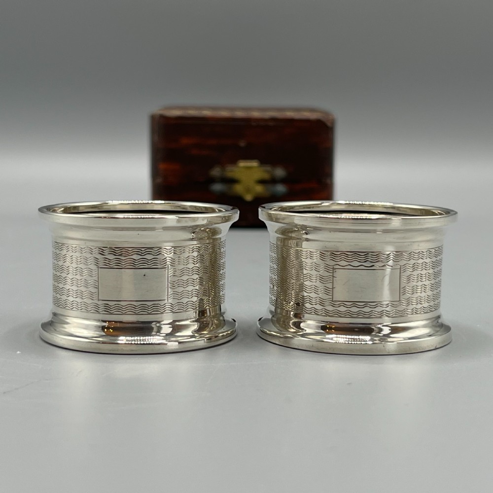 Pair of Cased Solid Silver Napkin Rings Hallmarked Birmingham 1931 View XII