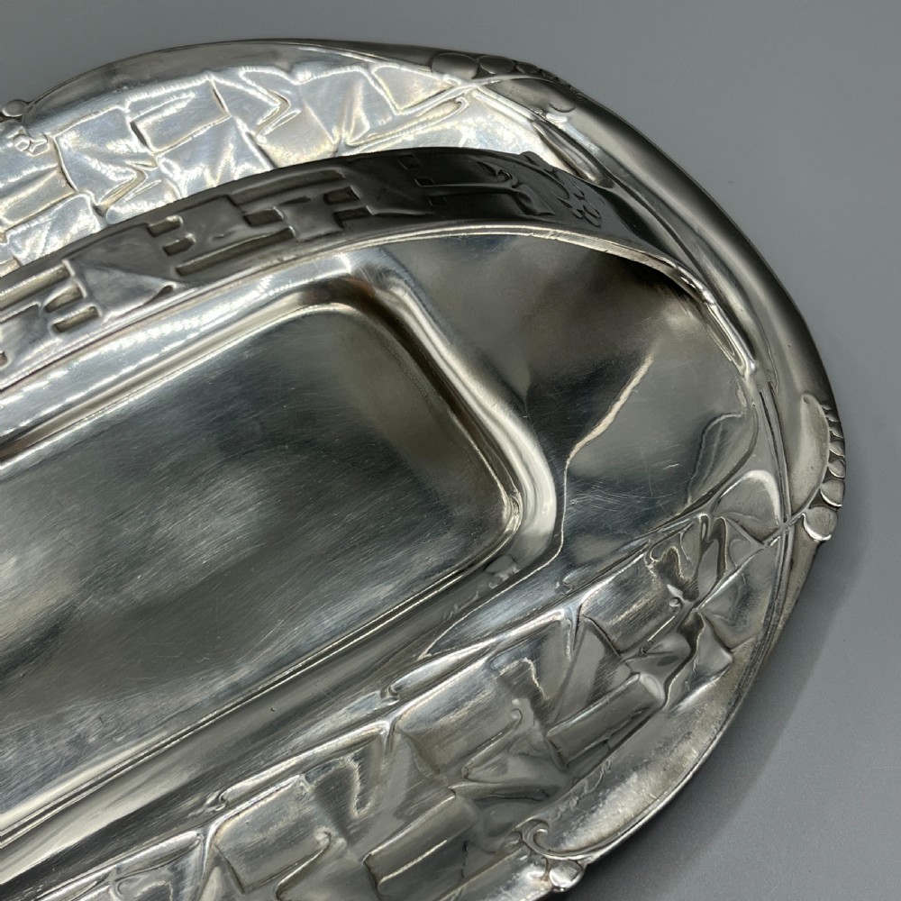 Liberty & Co Tudric Art Nouveau Pewter Cake Basket Centrepiece 0357 View IX