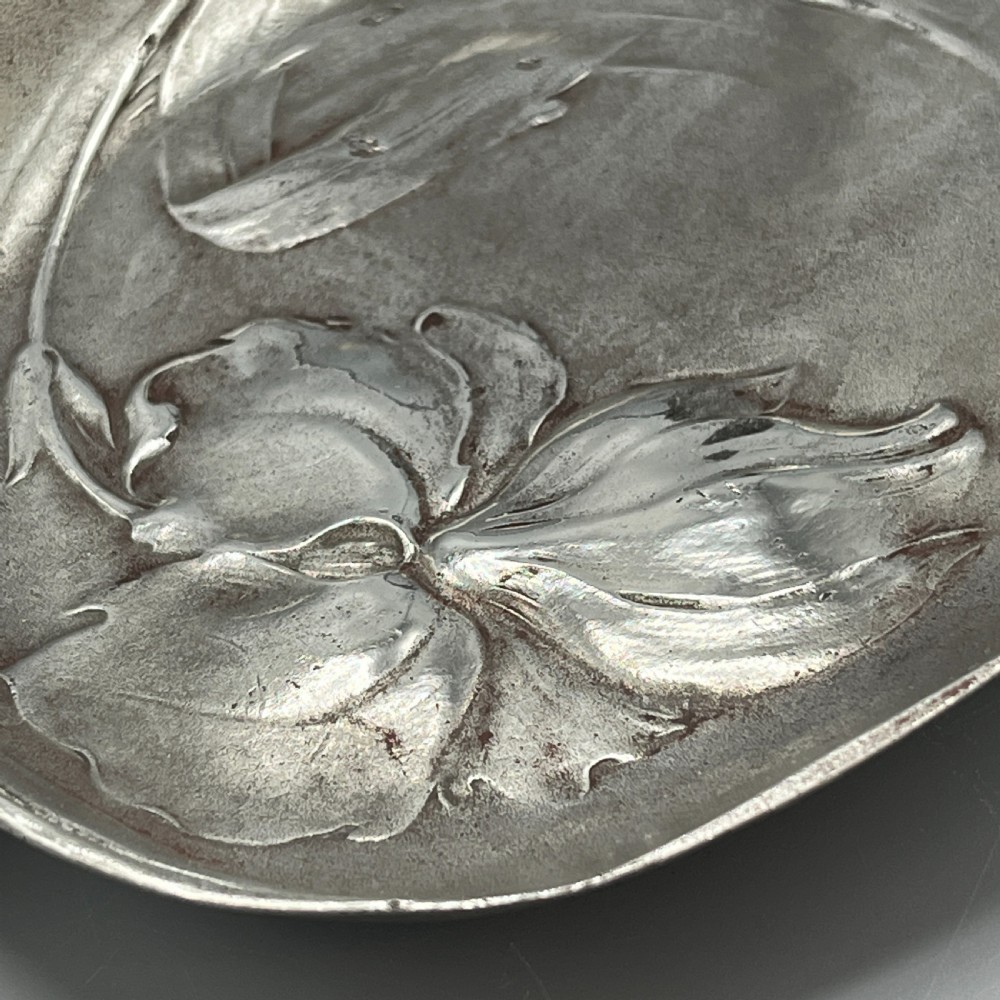 Art Nouveau Jugendstil Pewter Hors d'Oeuvre Dish / Divided Serving Dish by Orivit View X