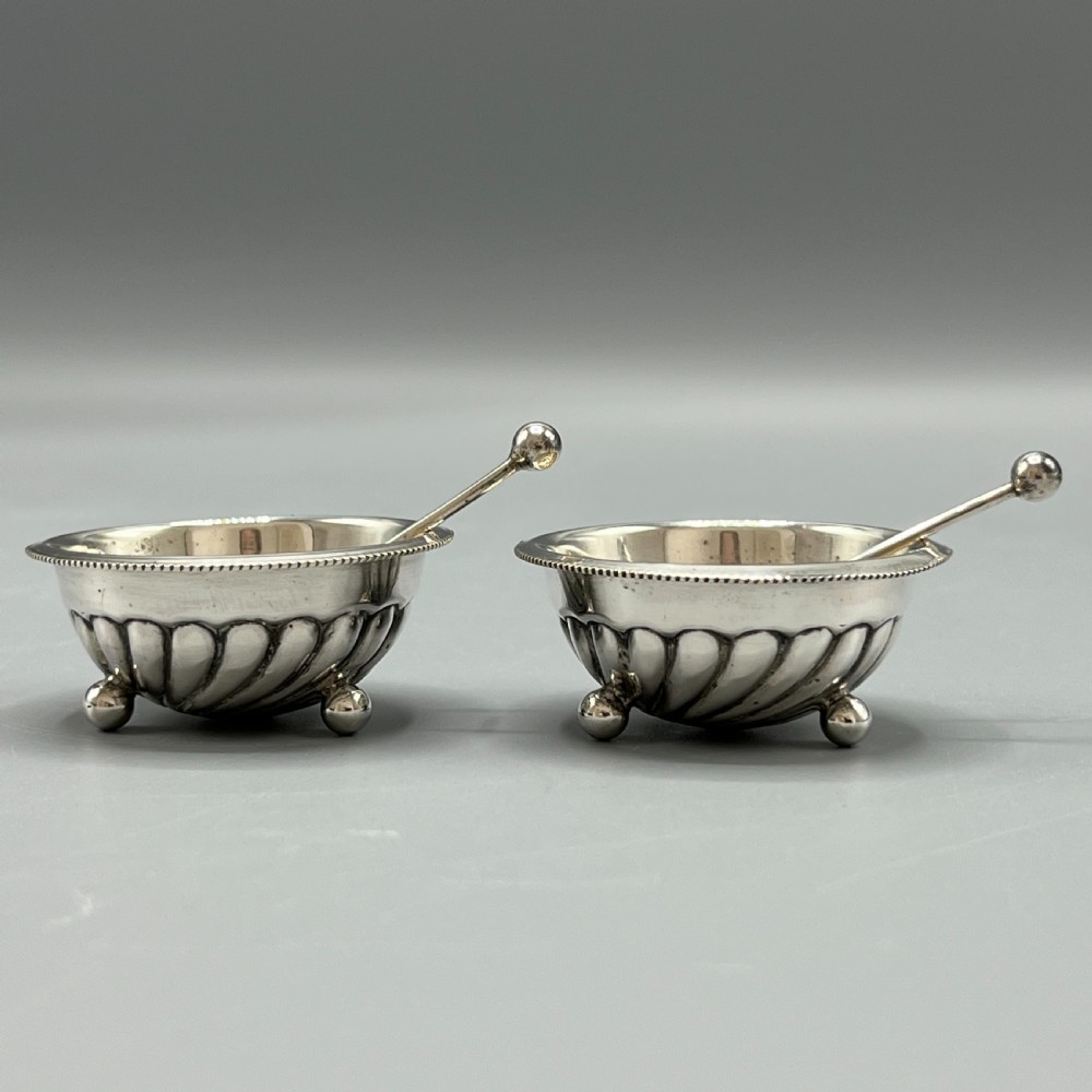 Pair Victorian Solid Sterling Silver Salts & Salt Spoons in Fitted Case View IV
