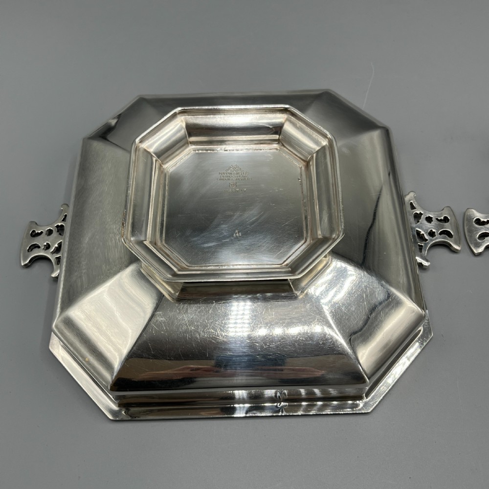 Pair Art Deco Silver Plated Engine Turned Bowls Dishes Tazzas by Mappin & Webb View XIV