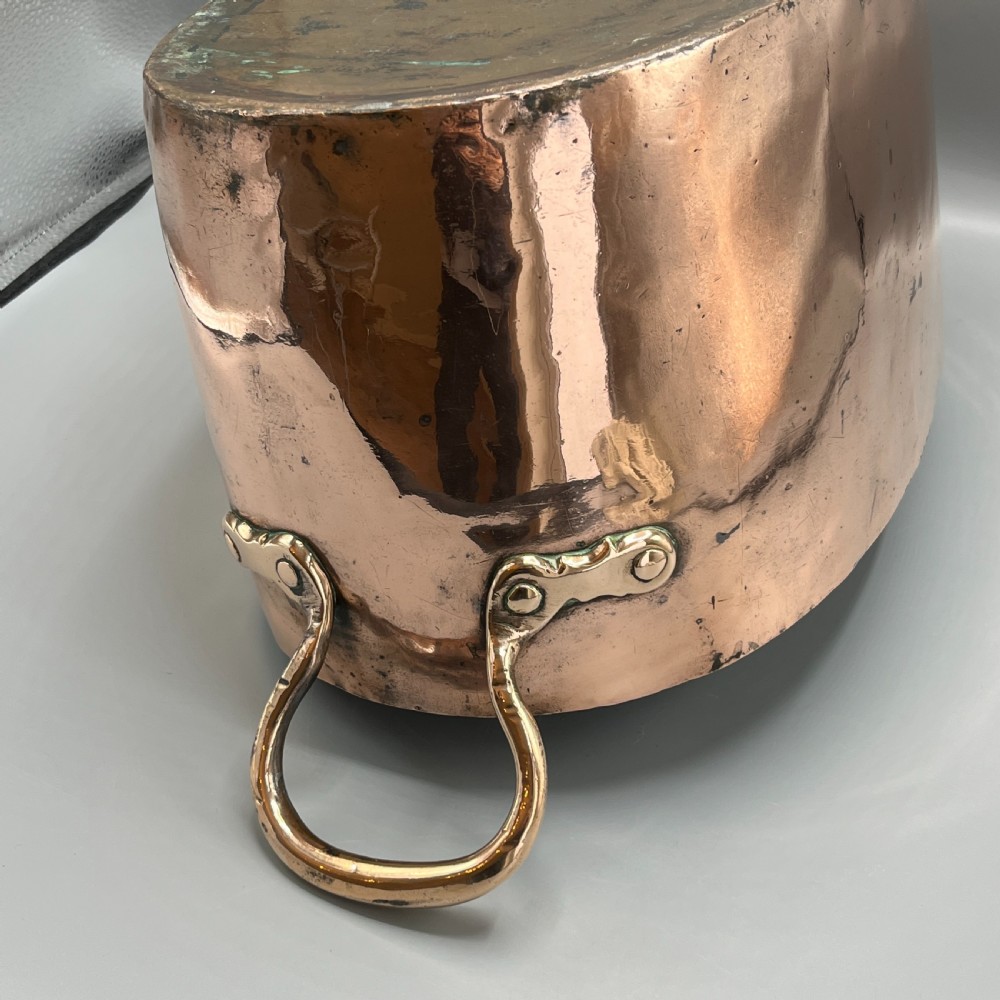 LARGE Victorian Copper Cooking Pot ~ Ideal Champagne Bath / Vasque View XI
