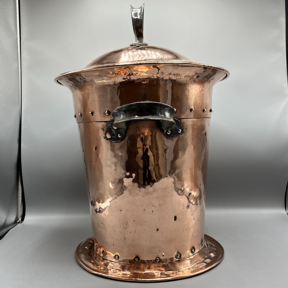 Arts & Crafts Copper Coal Bin / Log Bin with Lid View XIII