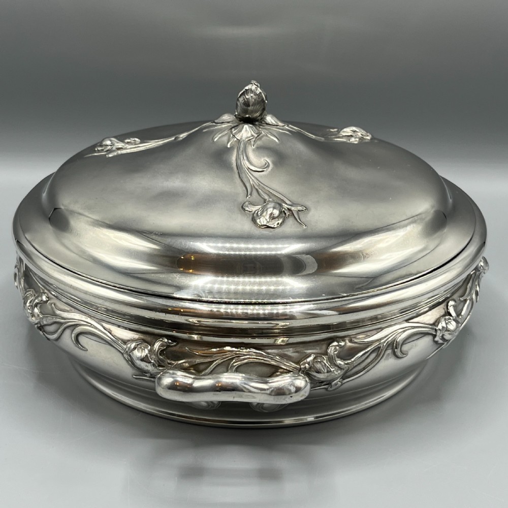 Art Nouveau Silver Plated Entrée Serving Dish Tureen by Reed & Barton View VI