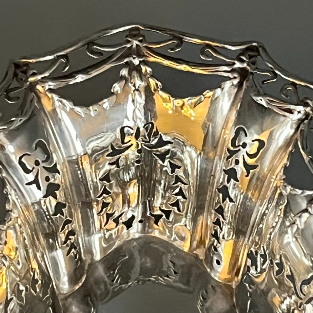 Antique Pierced Sterling Silver Trinket Dish with Ribbon Bow Swags - 1912 View VIII