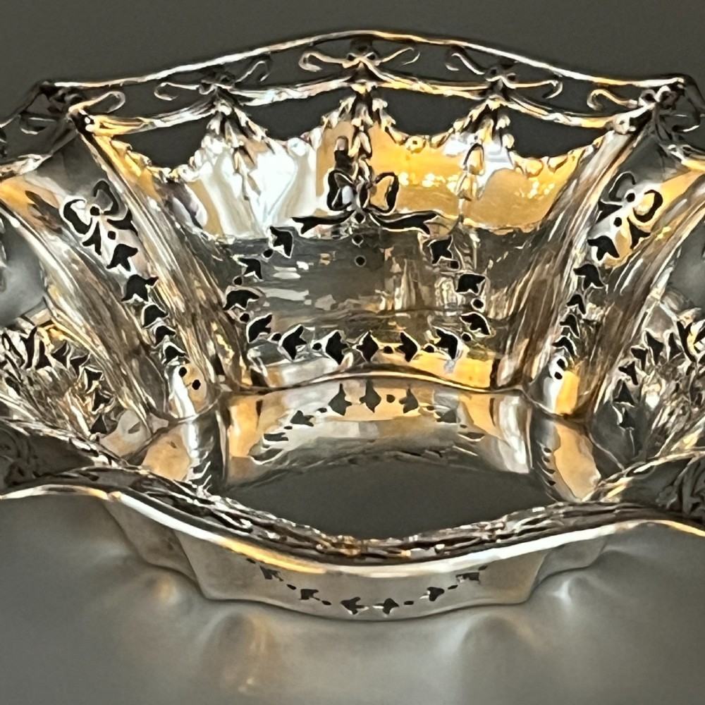 Antique Pierced Sterling Silver Trinket Dish with Ribbon Bow Swags - 1912 View IX