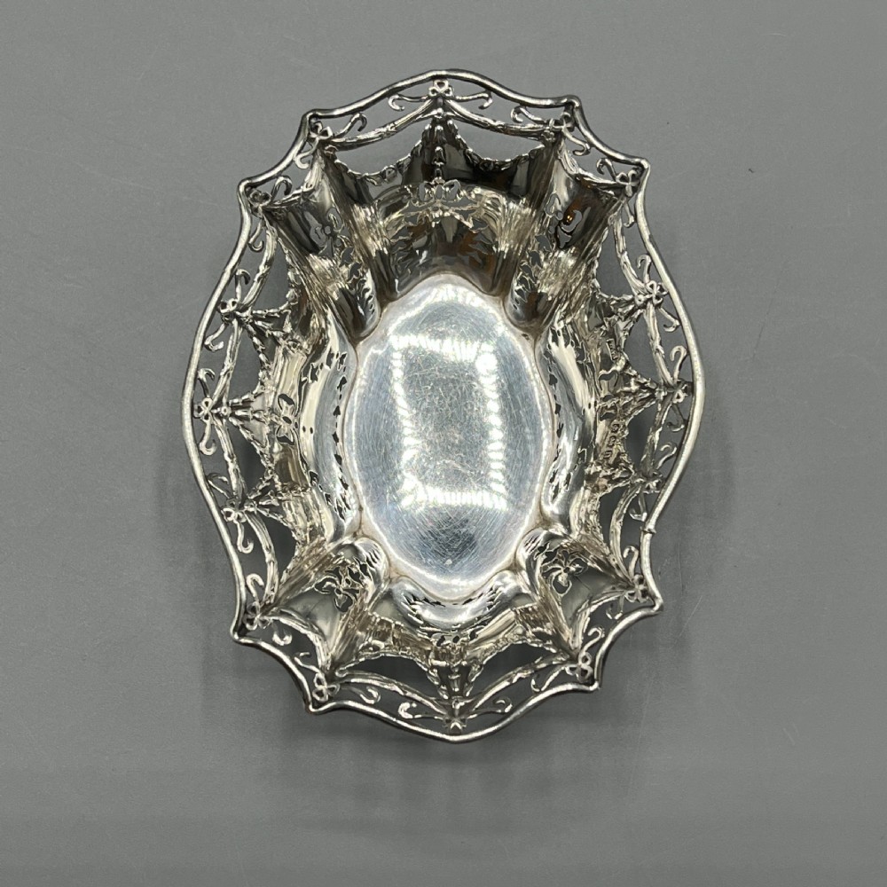 Antique Pierced Sterling Silver Trinket Dish with Ribbon Bow Swags - 1912 View XIV