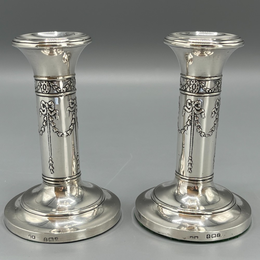 Pair Sterling Silver Candlesticks Hallmarked 1905 with Ribbon Bow Garlands View IV