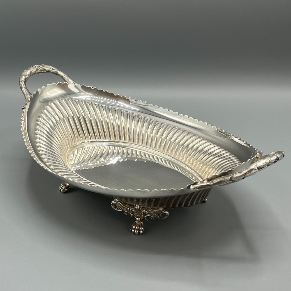 Victorian Silver Plated Bread Basket / Fruit Dish By Walker & Hall