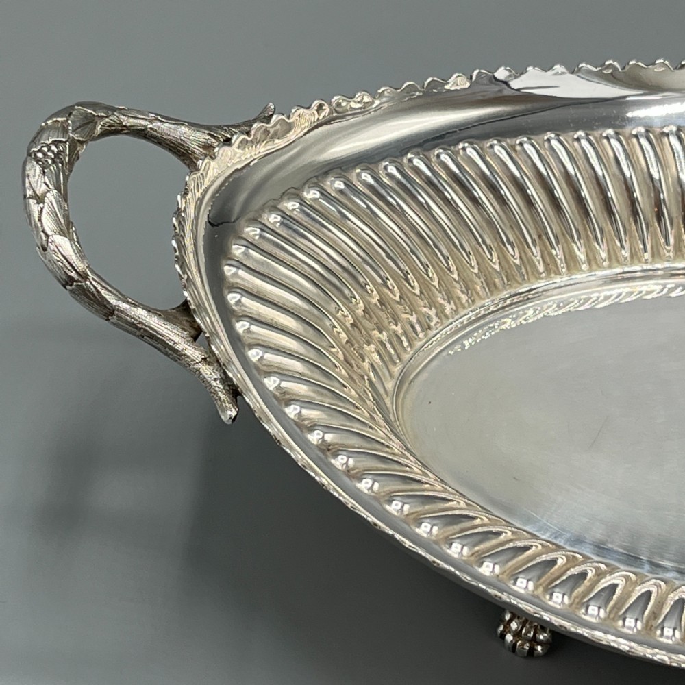 Victorian Silver Plated Bread Basket / Fruit Dish By Walker & Hall View VIII