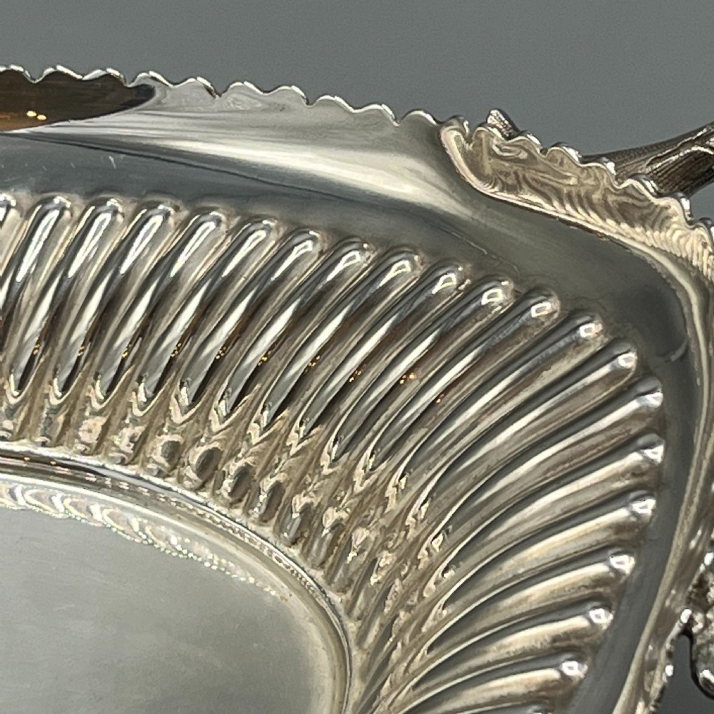 Victorian Silver Plated Bread Basket / Fruit Dish By Walker & Hall View XIV