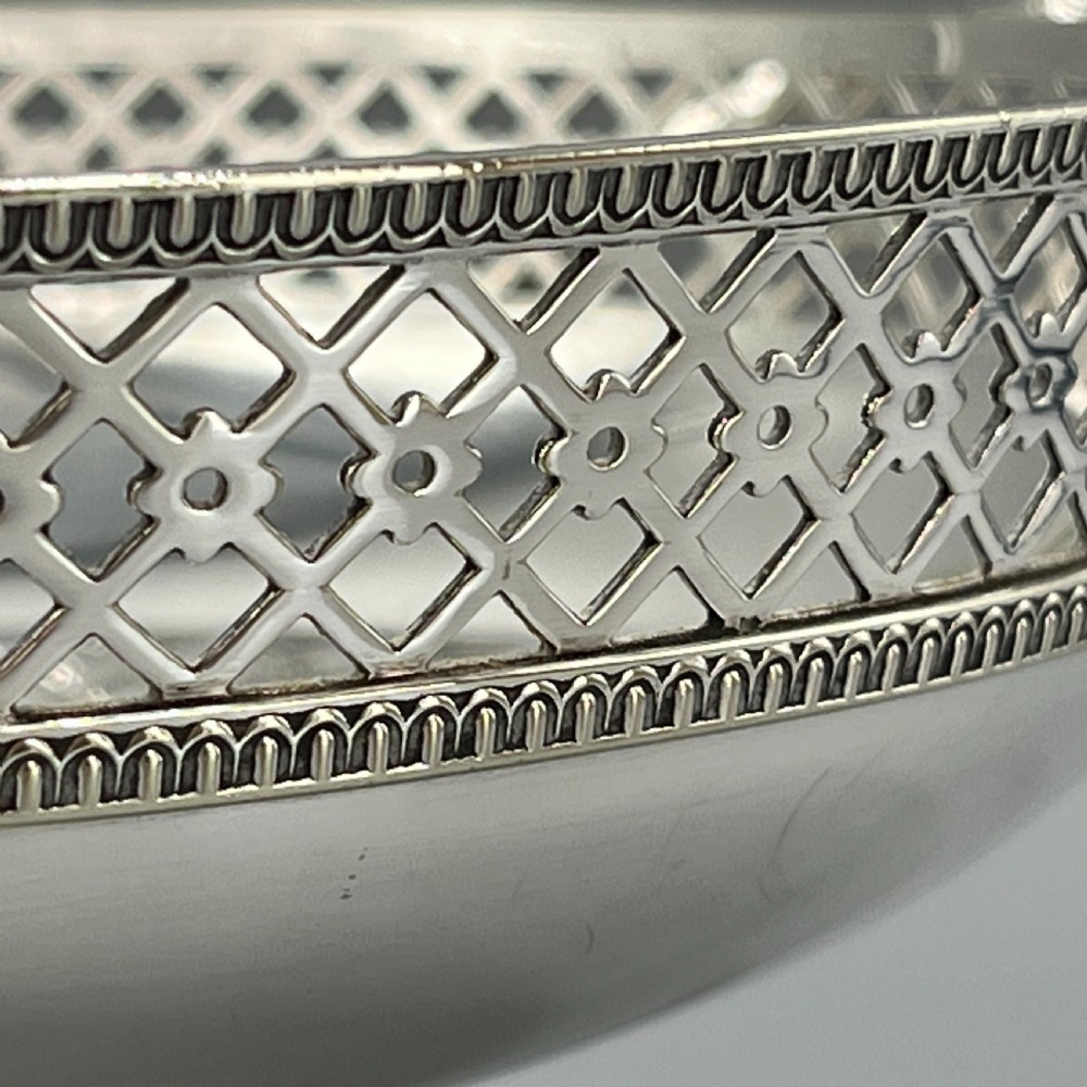 Art Deco Silver Plated Pedestal Bowl / Tazza / Fruit Dish By Walker & Hall View VI