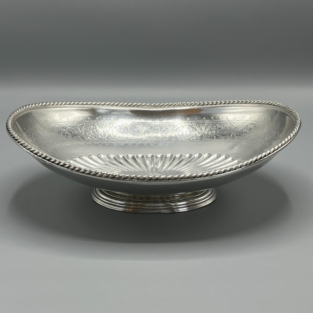 Edwardian Silver Plated Bread Basket / Fruit Bowl by Elkington & Co View VI
